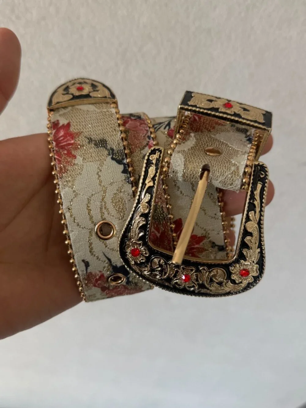 Floral Jacquard Tapestry Western Ruby Buckle Belt